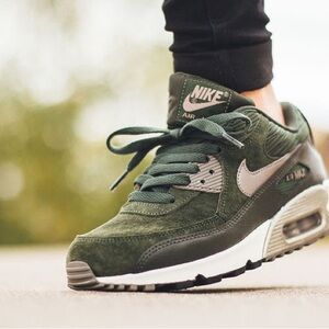 ✅✅✅👟Nike Air Max 90 Leather 'Cargo Khaki' - Size US 10 / UK 7.5 / EU 42